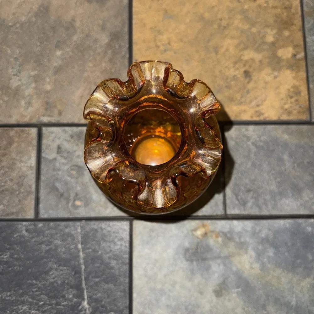Vintage Fenton Amber Quilted Pattern, Ruffled Rim Vase - 7